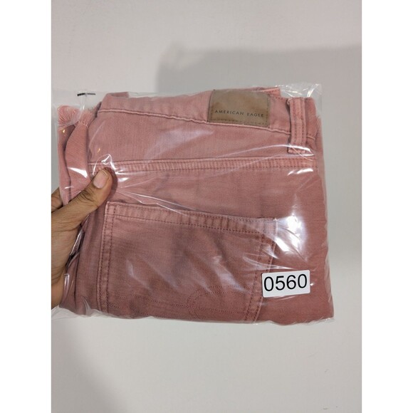 American Eagle Womens Pink Distressed Highest Rise Mom Shorts Sz 8 Boho Festival - Picture 8 of 8